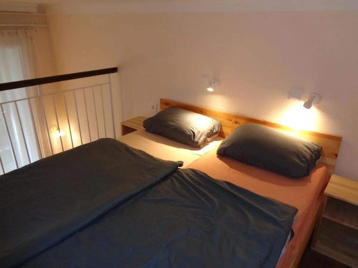 Loft House בודפשט בית הארחה