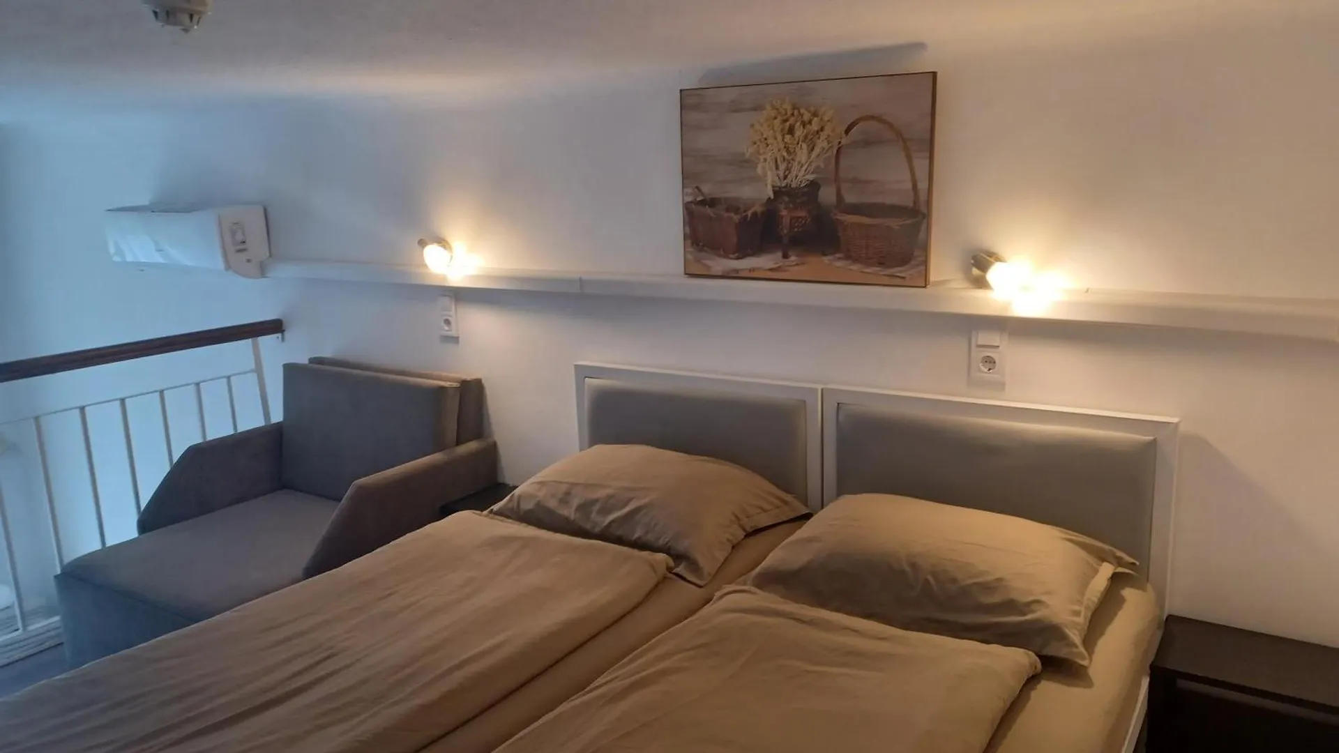 Loft House Будапешт Венгрия